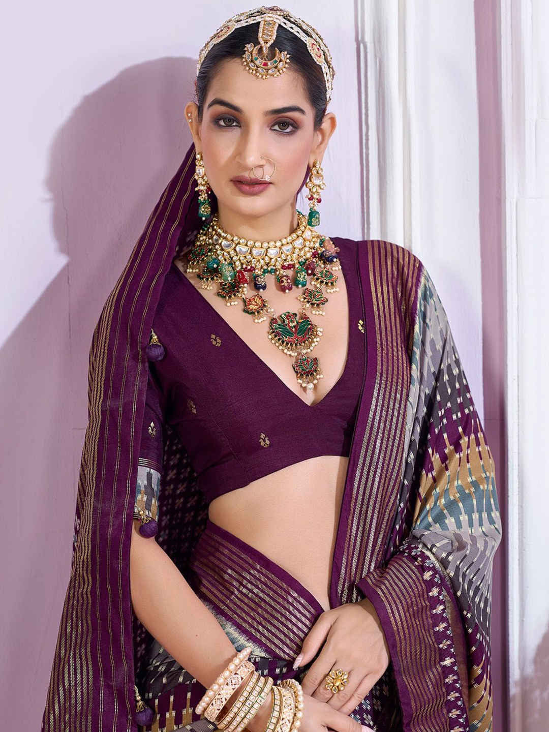 

Mitera Ethnic Motifs Zari Banarasi Saree, Magenta