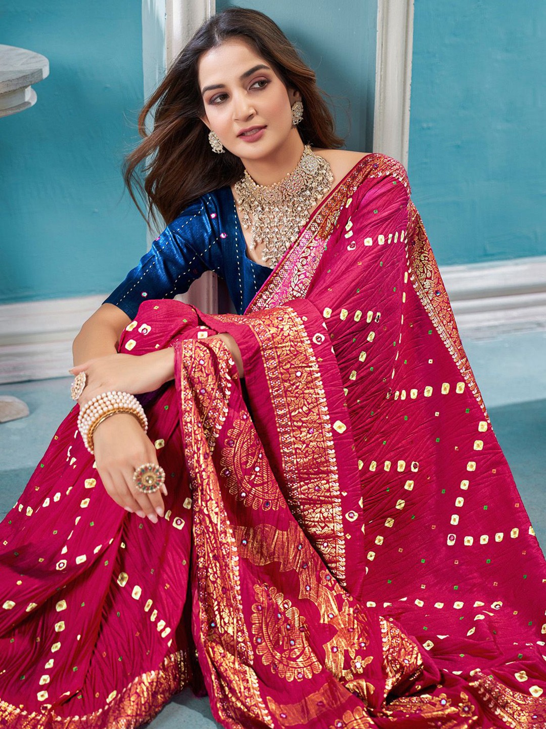 

Mitera Mirror Work Bandhani Saree, Pink