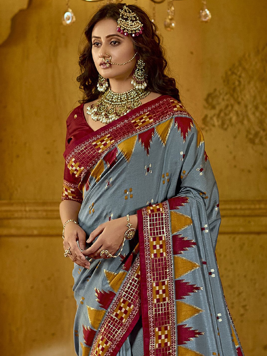 

Mitera Ethnic Motifs Printed Tussar Saree, Grey