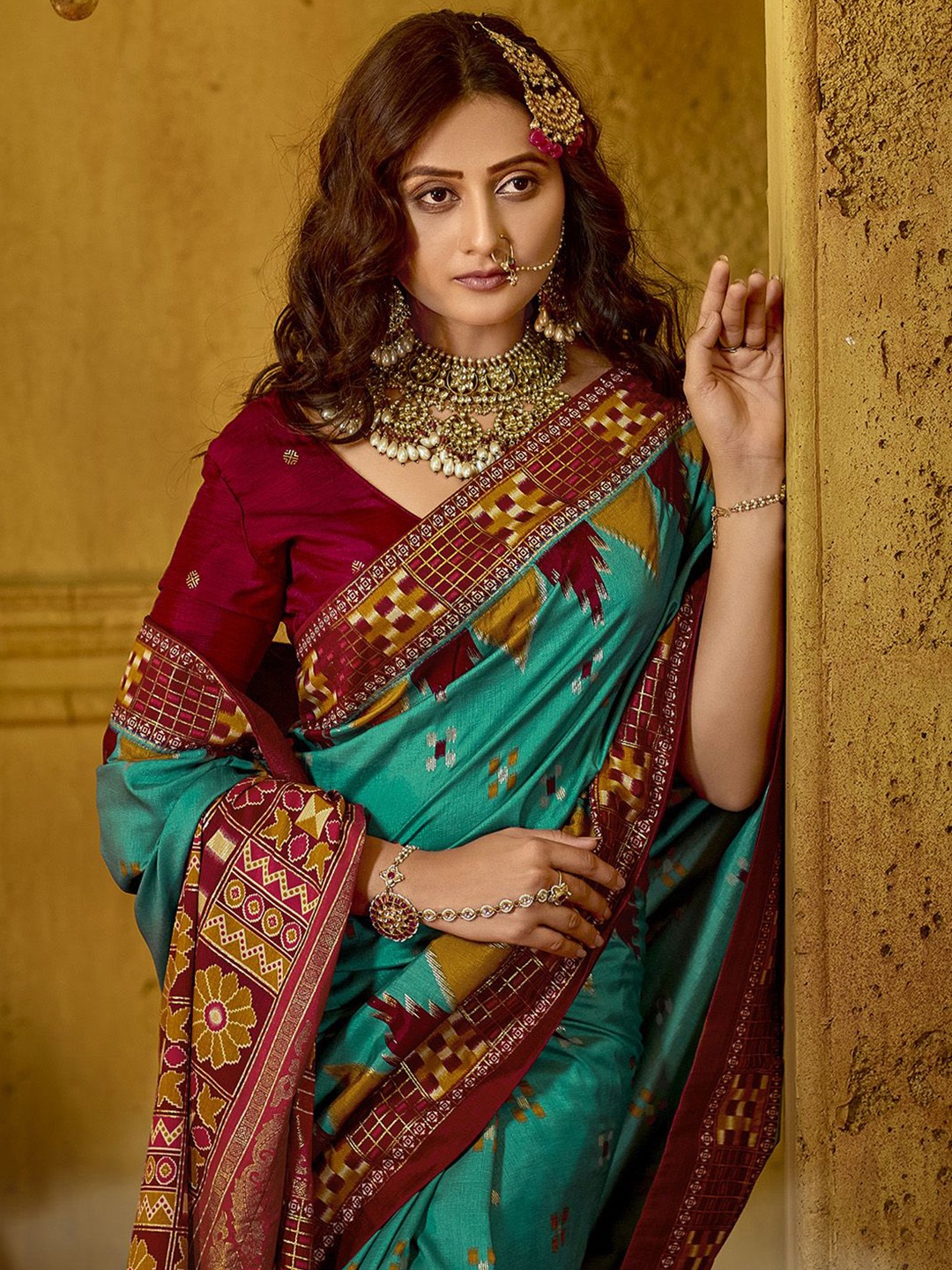 

Mitera Ethnic Motifs Printed Tussar Saree, Blue