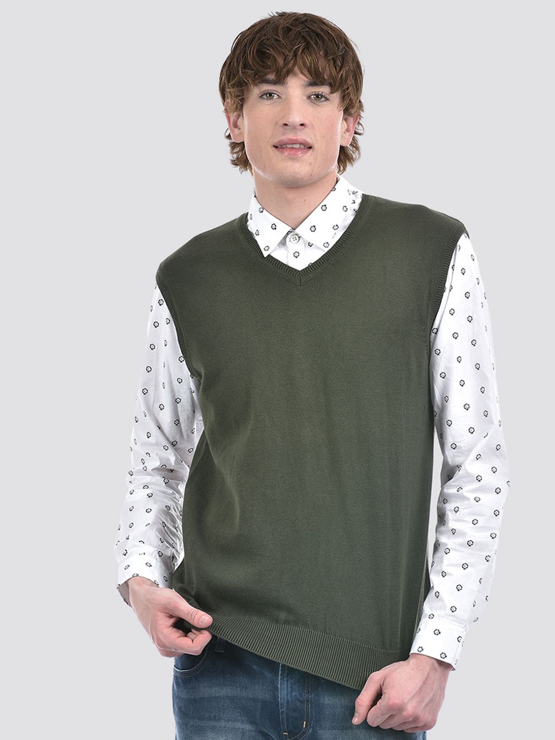 

Numero Uno Solid Cotton Men Sweater Vest, Olive