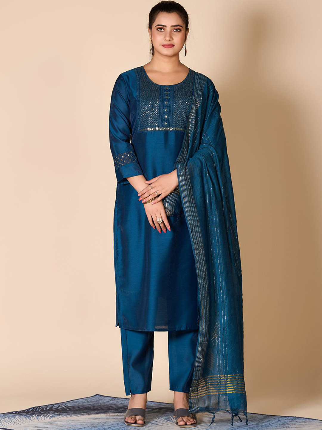

A.V.M Prints Floral Embroidered Regular Pure Silk Straight Kurta With Trousers & Dupatta, Turquoise blue