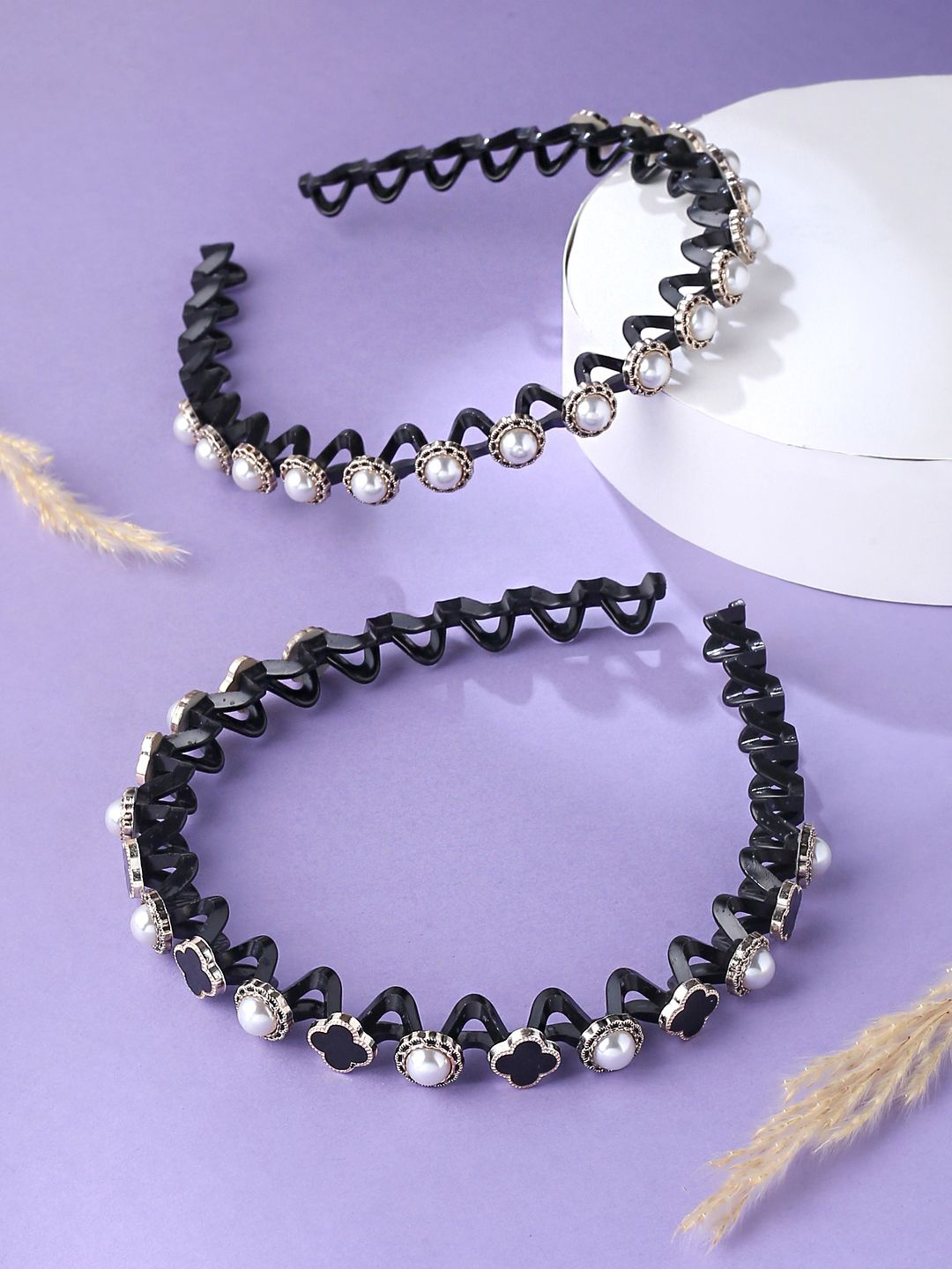 

Yellow Chimes Unisex Set of 2 Beaded Hairband, Black