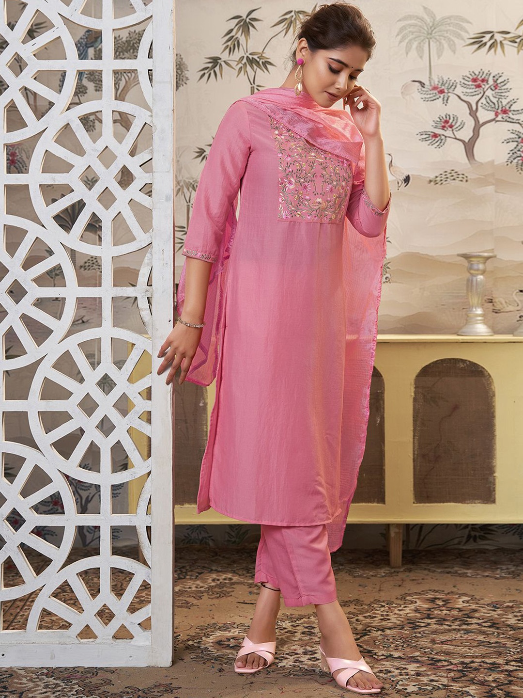 

KALINI Floral Yoke Design Thread Work Straight Kurta with Trousers & Dupatta, Pink