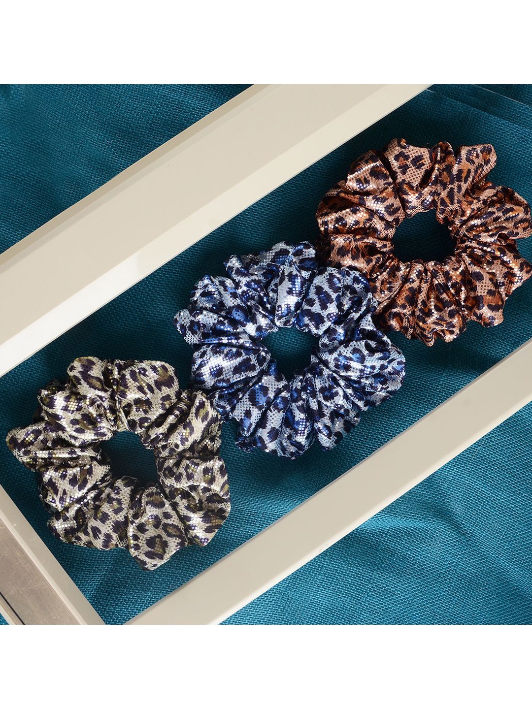 

Radhu & Kabby Women Set of 6 Ponytail Holders, Blue
