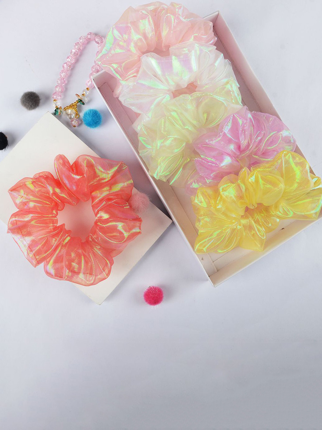 

Radhu & Kabby Women Set of 6 Ponytail Holders, Yellow