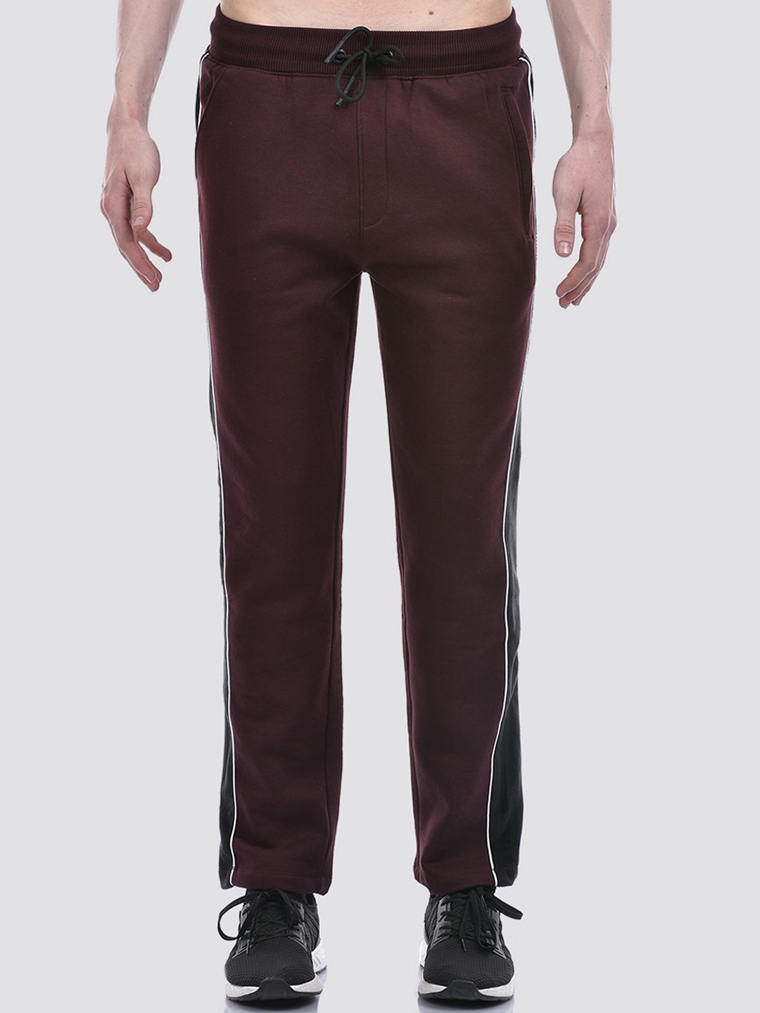 

Numero Men Striped Cotton Track Pants, Maroon