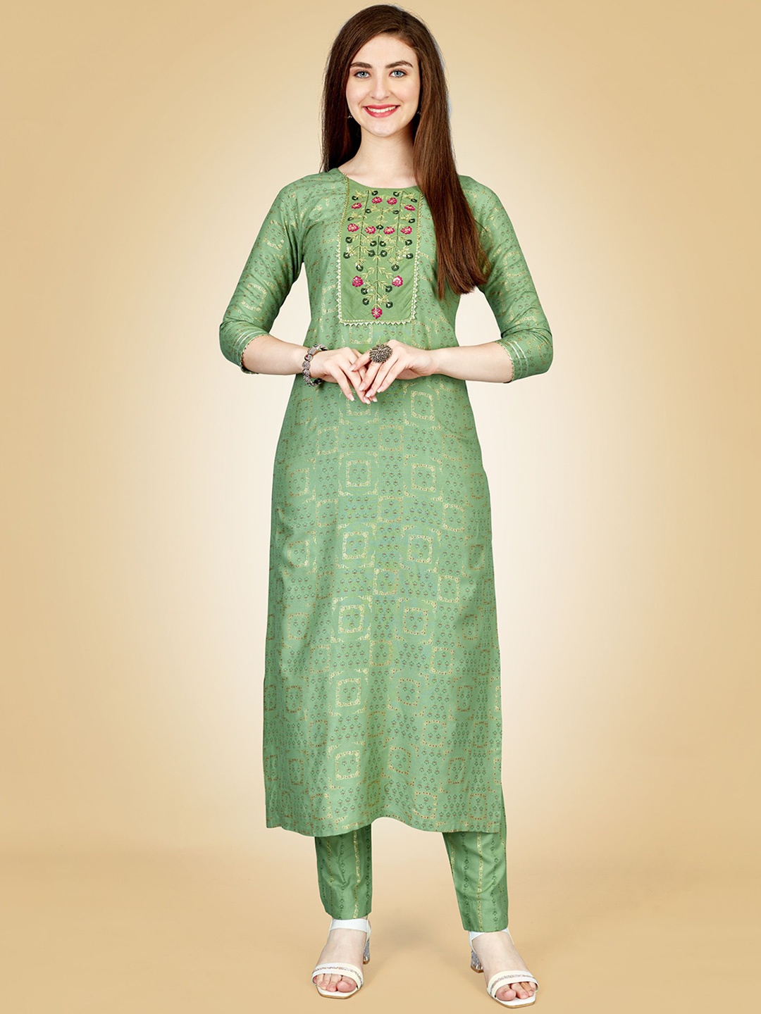 

Rujave Floral Printed Gotta Patti Straight Kurta With Churidar, Green