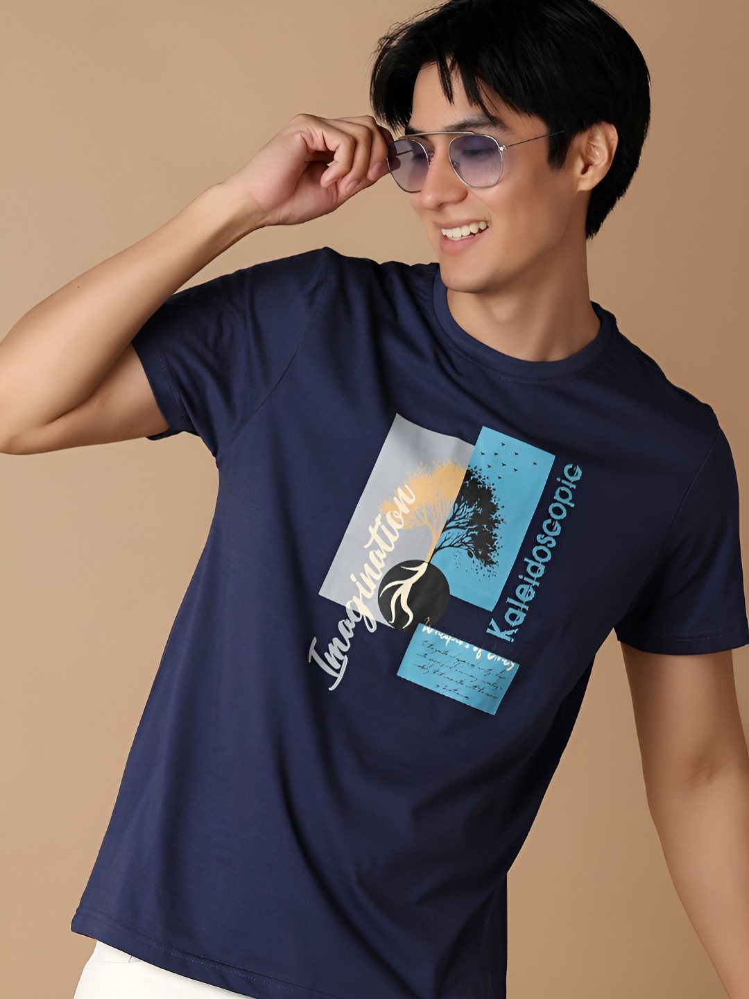 

V-Mart Men Printed Pockets Slim Fit T-shirt, Navy blue