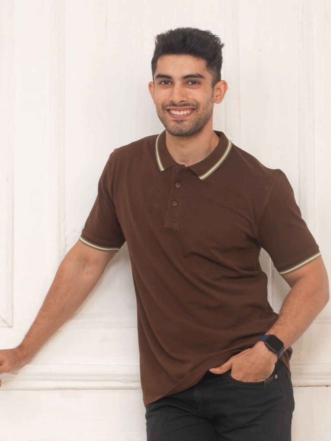 

The Bleu Label Men Henley Neck Pockets Slim Fit T-shirt, Brown