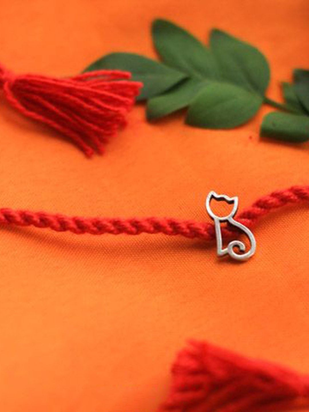 

Shyle 925 Sterling Silver Adya Fine Kitty Thread Rakhi