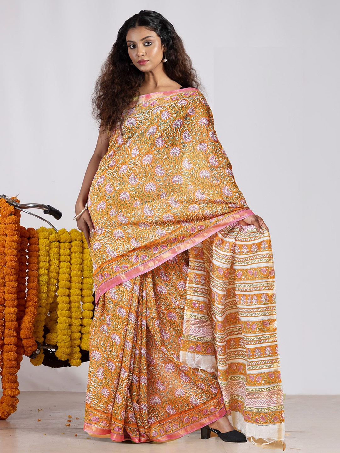 

Unnati Silks Ethnic Motifs Zari Pure Silk Handloom Chanderi Saree, Mustard