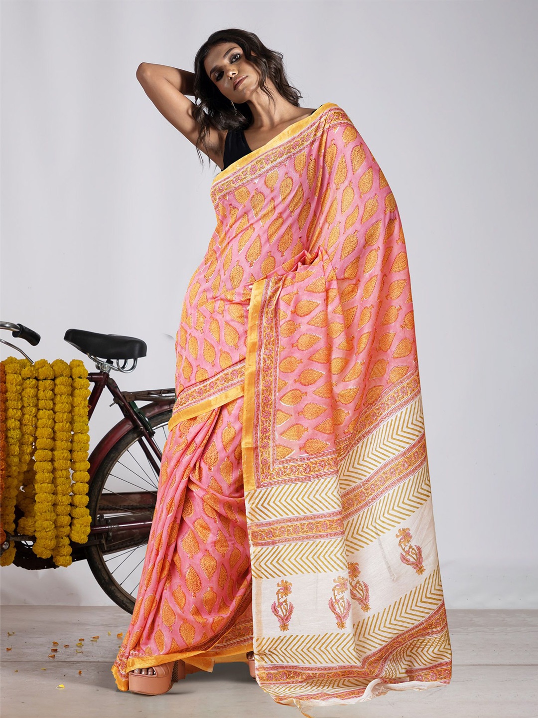 

Unnati Silks Ethnic Motifs Zari Pure Silk Handloom Chanderi Saree, Pink