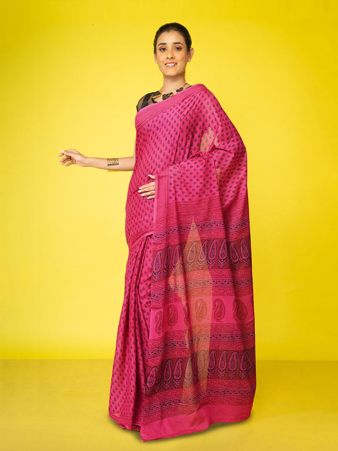 

Unnati Silks Pure Cotton Handloom Bagh Saree, Pink