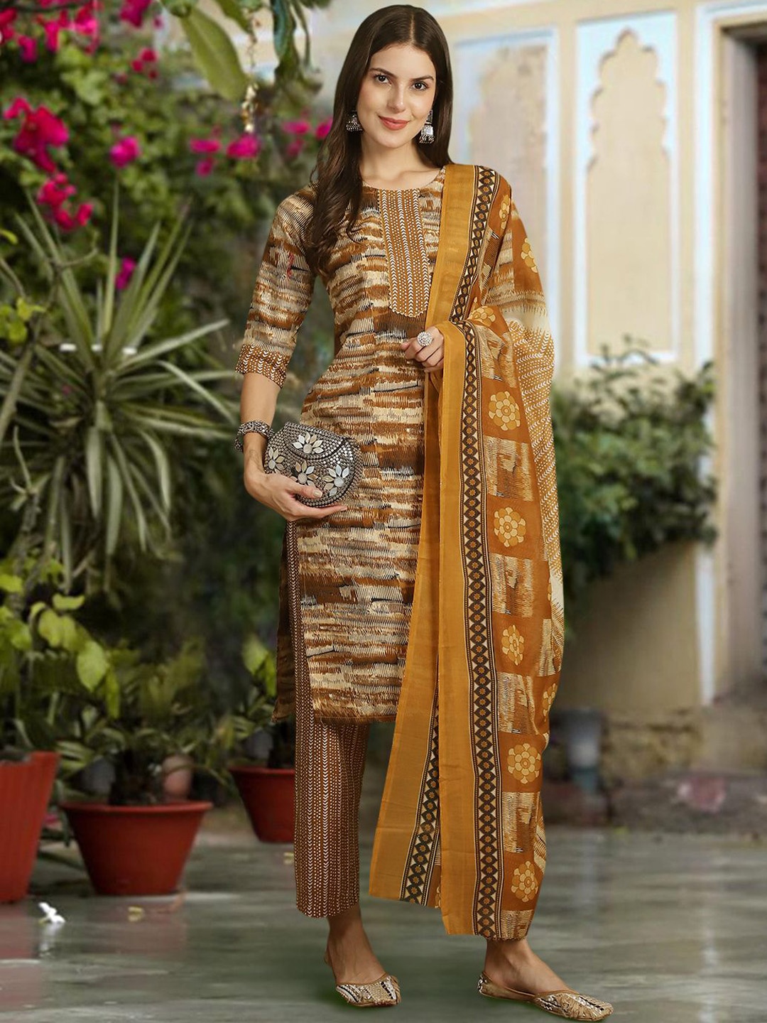 

7Threads Abstract Printed Pure Cotton Straight Kurta with Trousers & Dupatta, Khaki