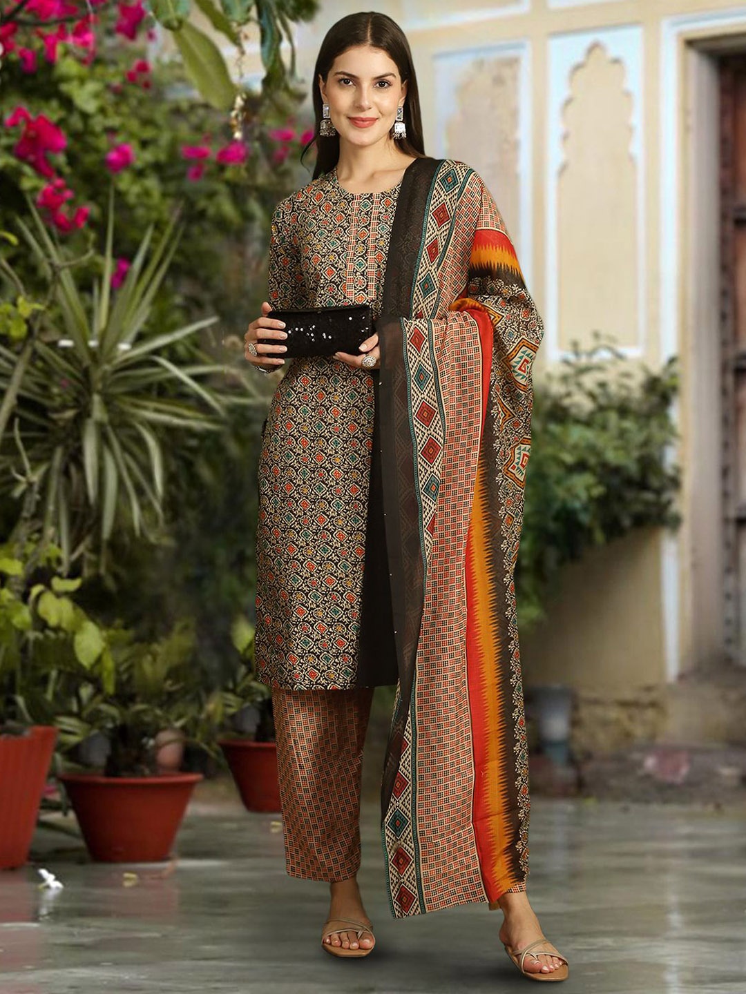 

7Threads Ethnic Motifs Printed Pure Cotton Straight Kurta with Trousers & Dupatta, Black