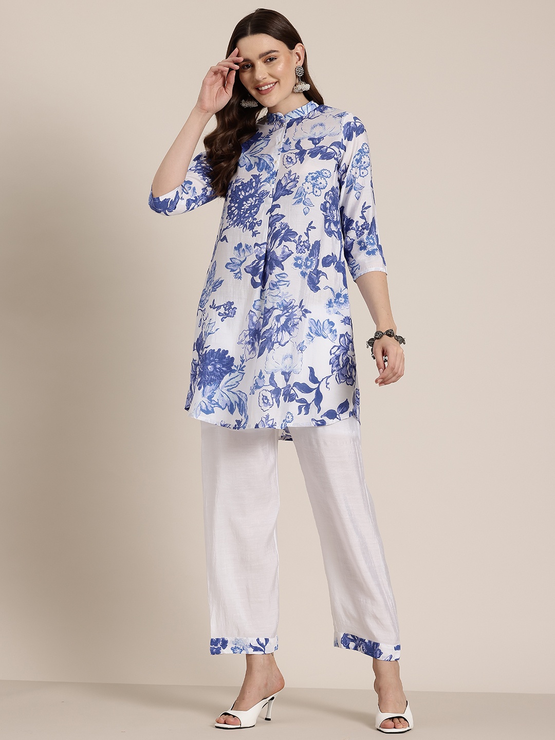 

HERE&NOW Floral Printed Kurta With Palazzos, Blue