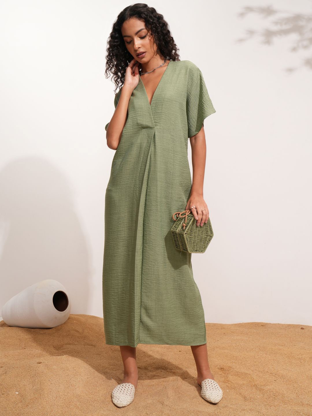 

ESPYR By Tokyo Talkies A-Line Midi Dress, Green
