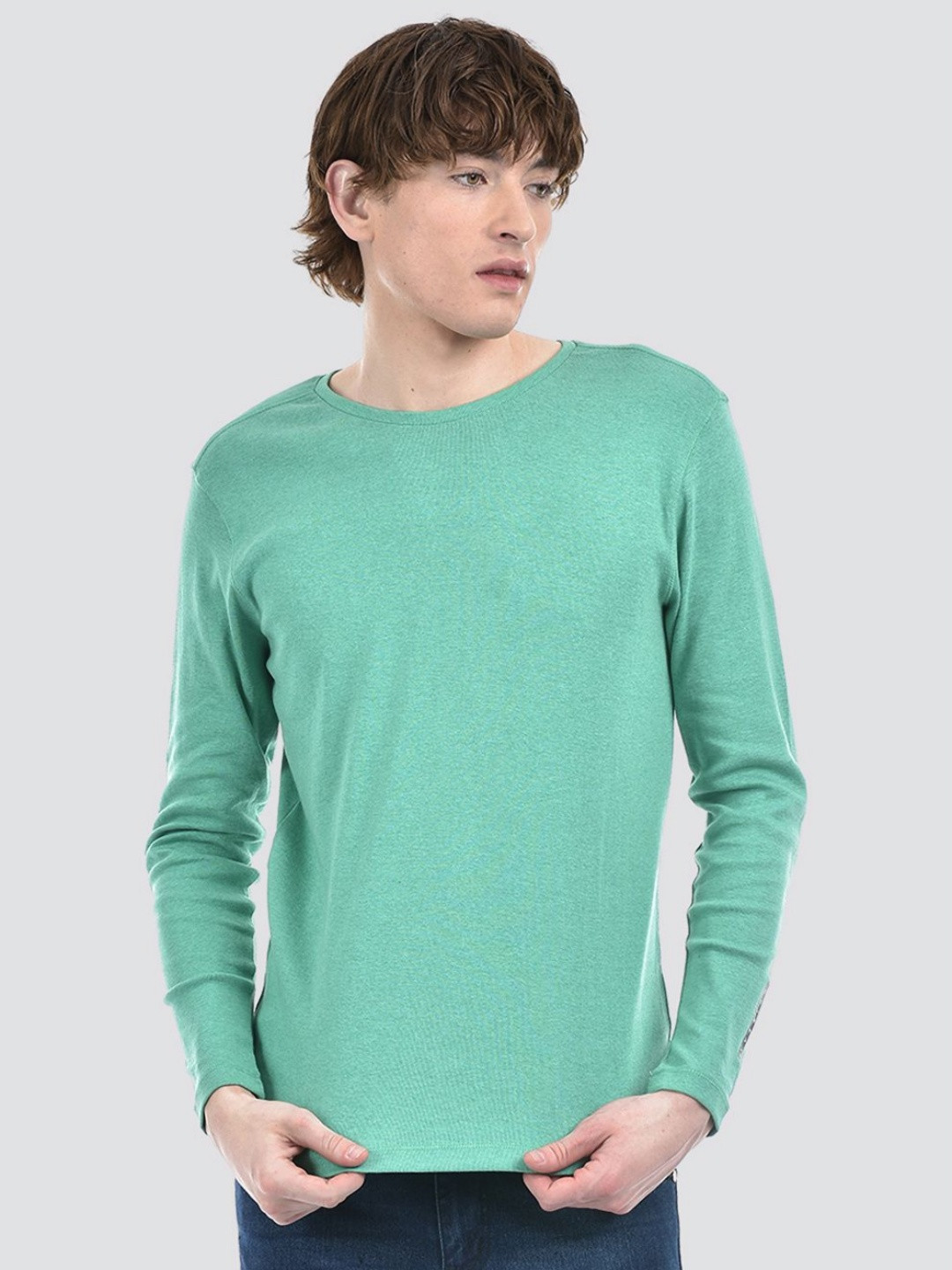 

Numero Uno Men Solid Round Neck T-shirt, Green