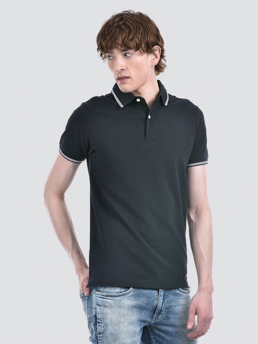 

Numero Uno Men Solid Polo Collar T-shirt, Navy blue