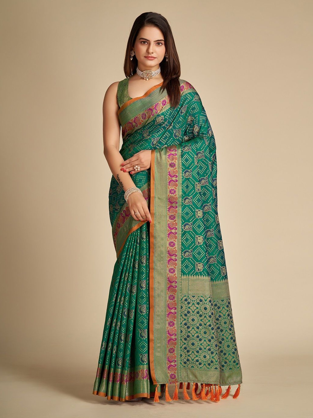 

Iris Woven Design Zari Patola Saree, Green