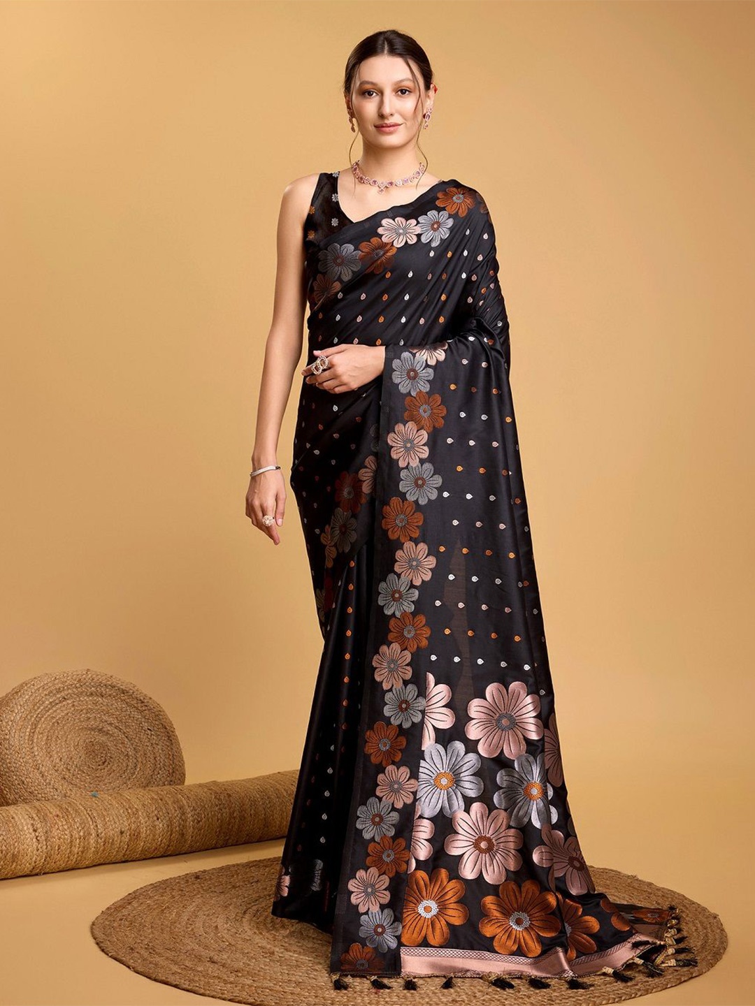 

Iris Woven Design Zari Banarasi Saree, Black