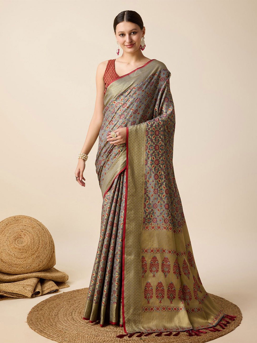 

Iris Woven Design Zari Patola Saree, Grey