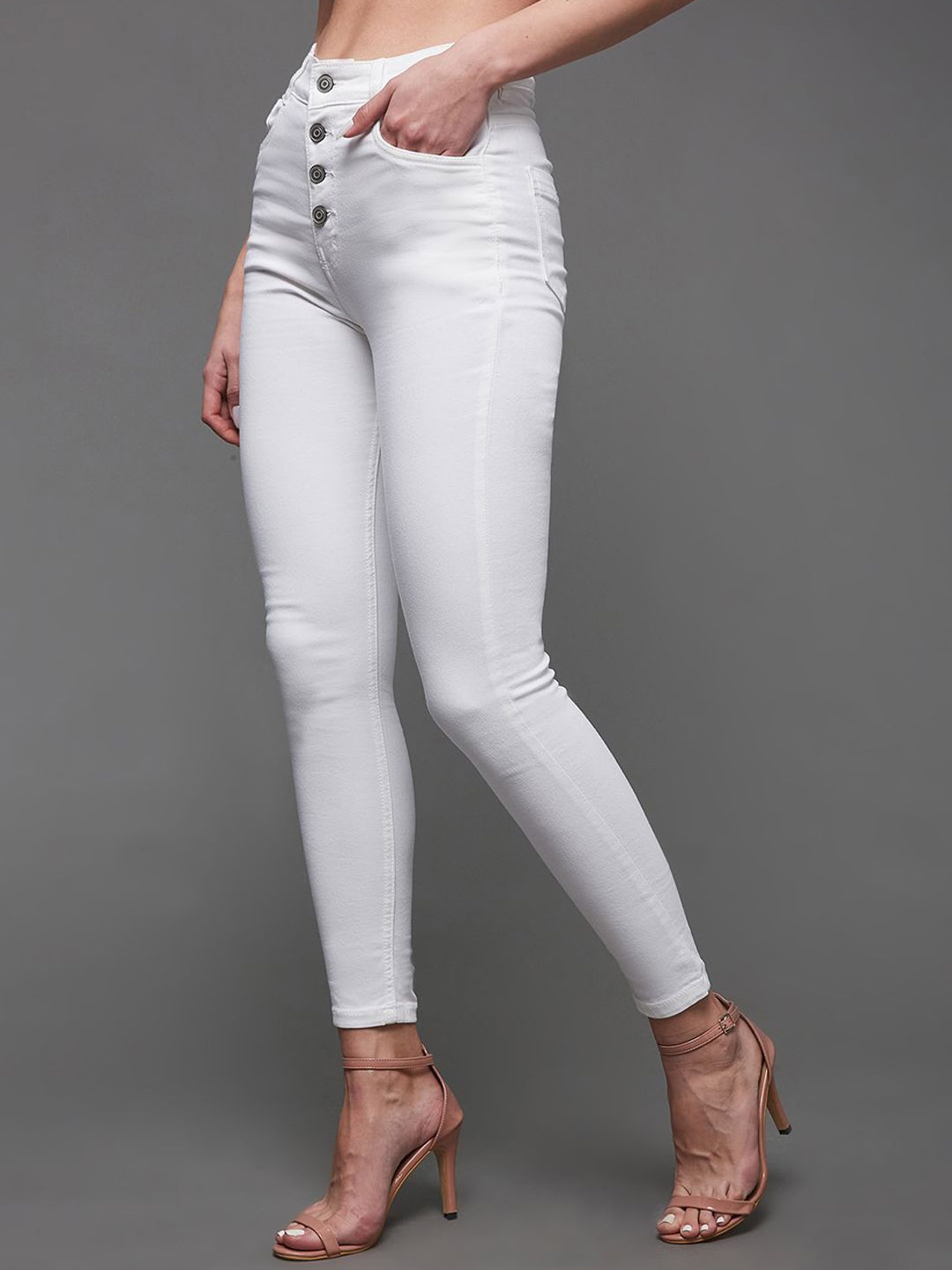 

Miss Chase Clubbing Nights Women Skinny Fit High-Rise Clean Look Stretchable Cropped Jeans, White