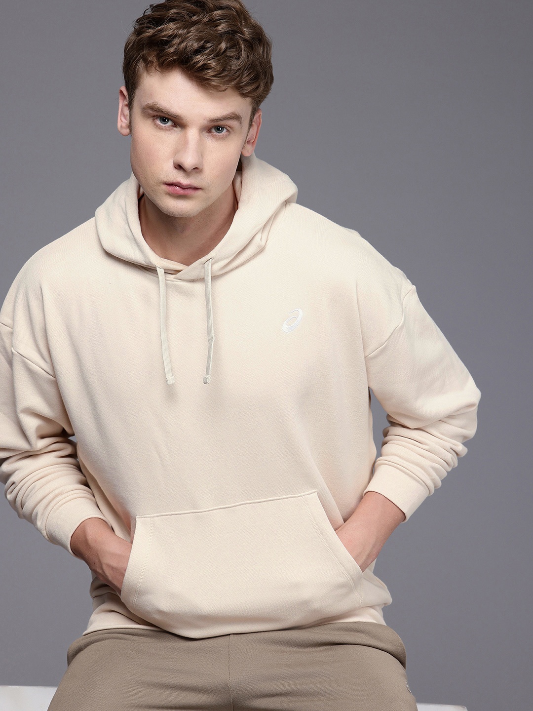 

ASICS Relaxed Fit Hooded Sweatshirt, Beige