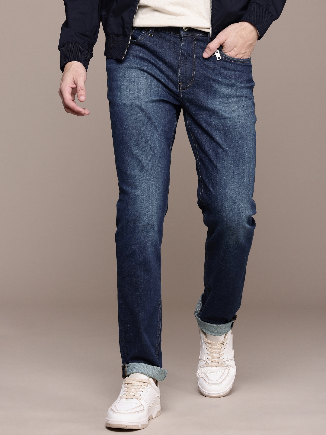 

Nautica Men Slim Fit Light Fade Stretchable Jeans, Blue