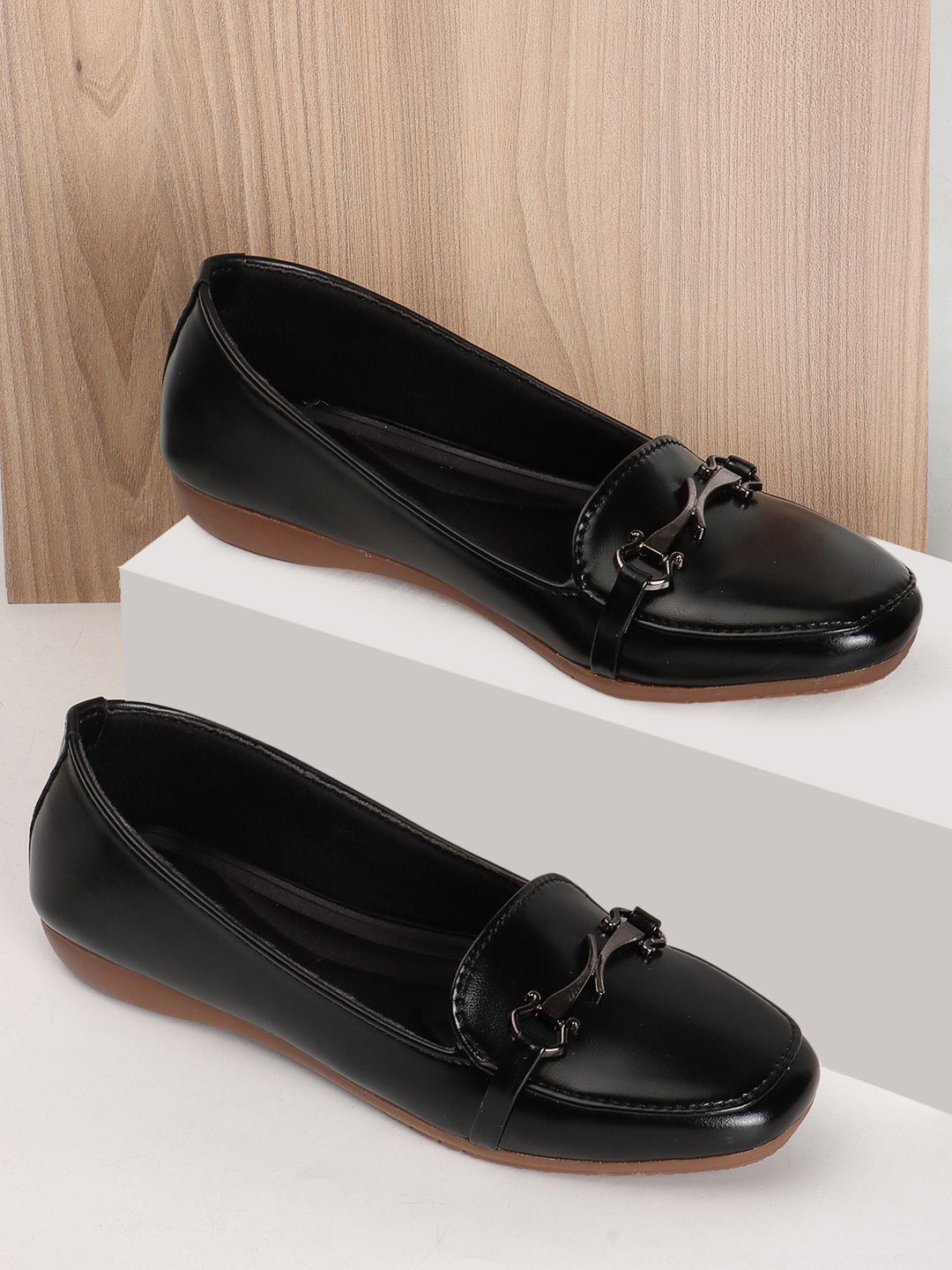 

DressBerry Women Ballerinas with Buckles, Black