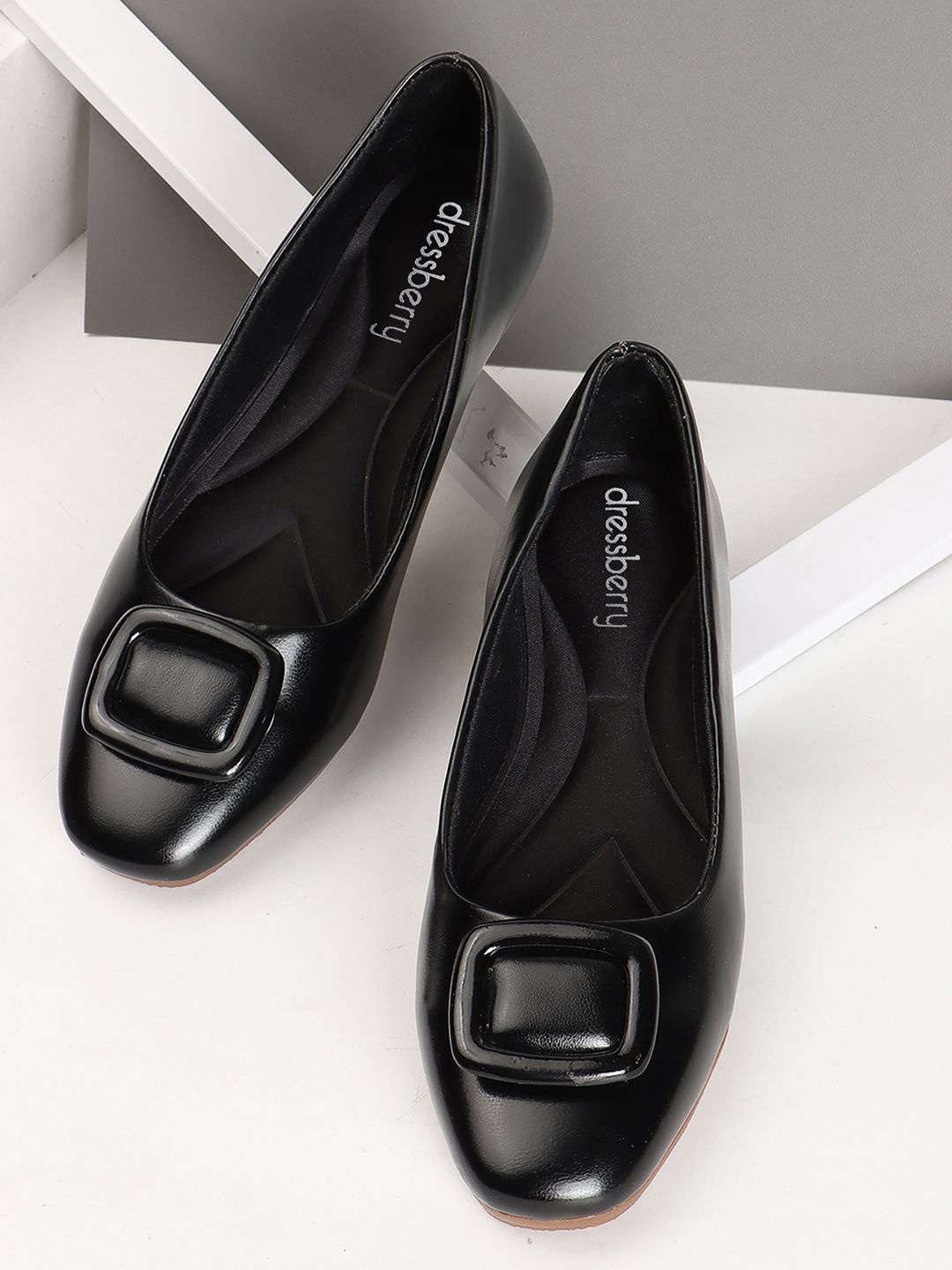 

DressBerry Women Ballerinas Flats, Black