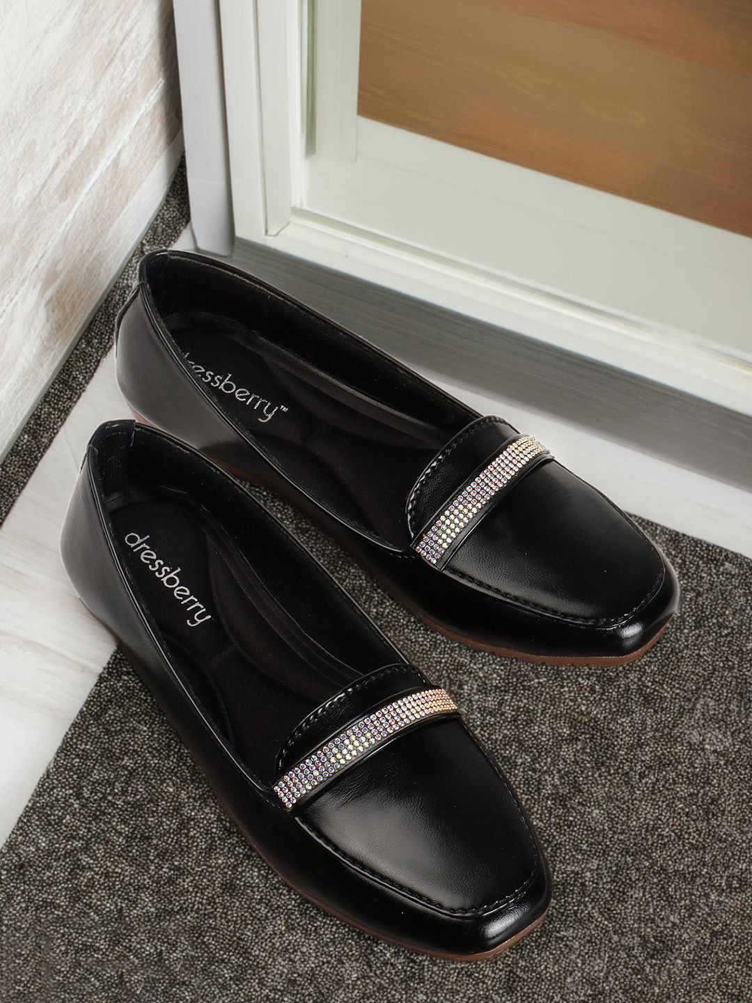 

DressBerry Women Ballerinas with Western - Embellished, Black