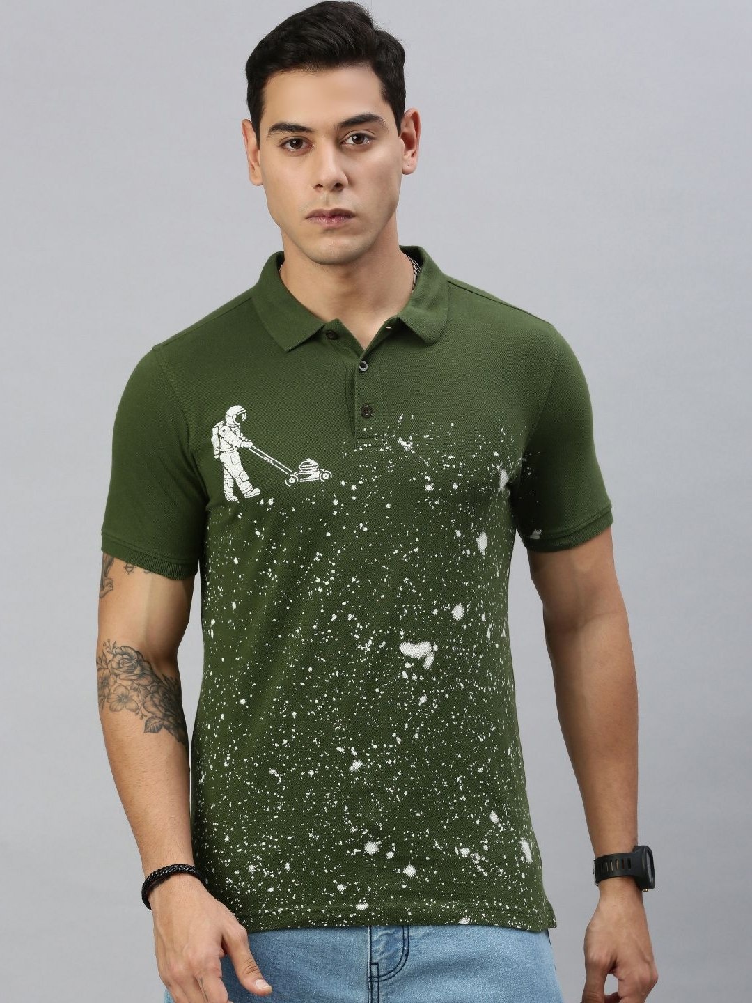 

Huetrap Men Graphic Printed Polo Collar Pure Cotton T-shirt, Green