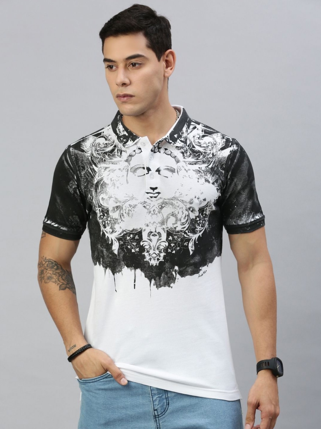 

Huetrap Men Abstract Printed Polo Collar Pure Cotton T-shirt, White