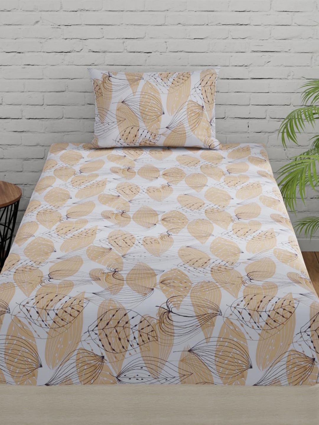 

Huesland Brown & Black Floral 144 TC Cotton Single Bedsheet with 1 Pillow Cover