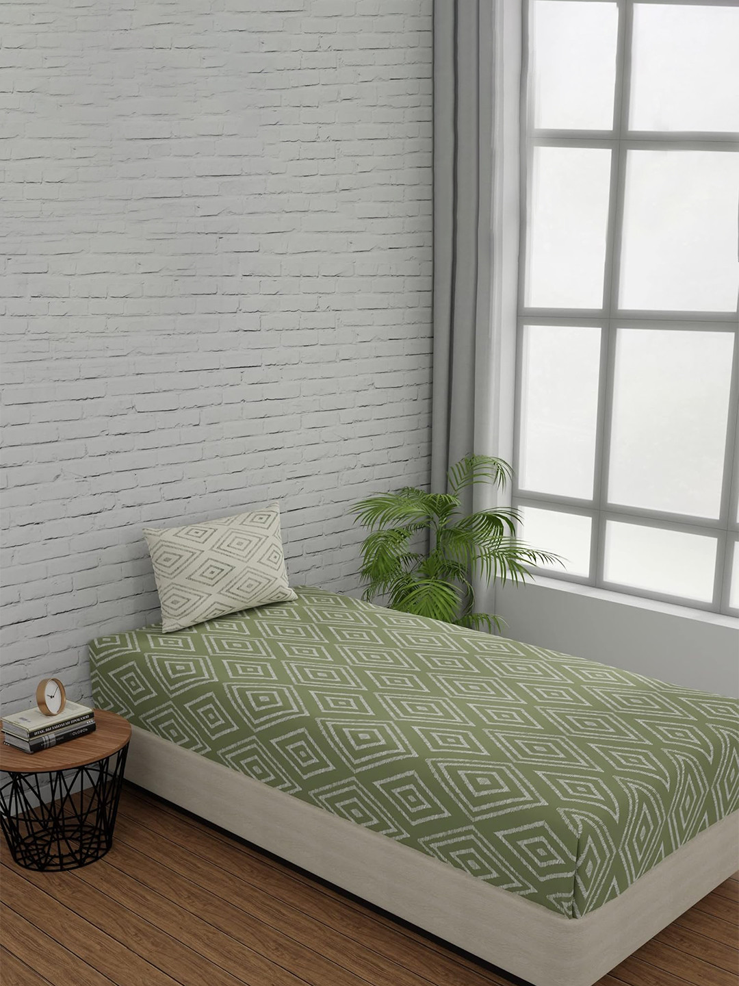 

Huesland Sea Green Geometric Fitted 144 TC Cotton Single Bedsheet & 1 Pillow Cover