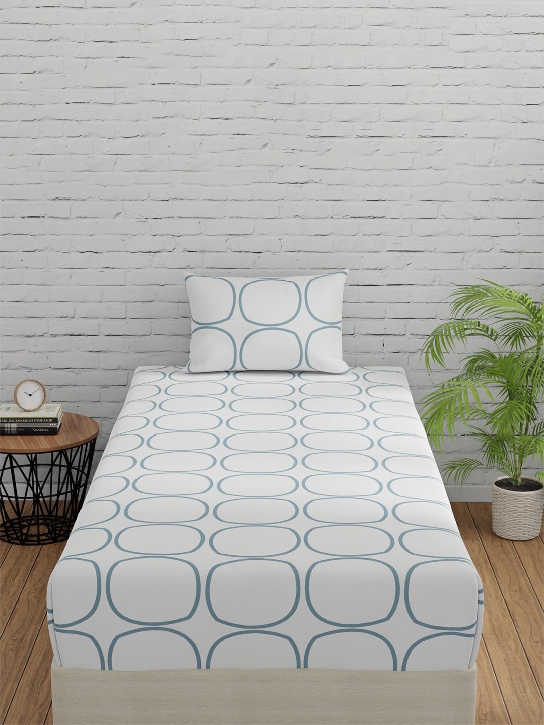 

Huesland White & Blue Geometric Fitted 144 TC Cotton Single Bedsheet with 1 Pillow Cover