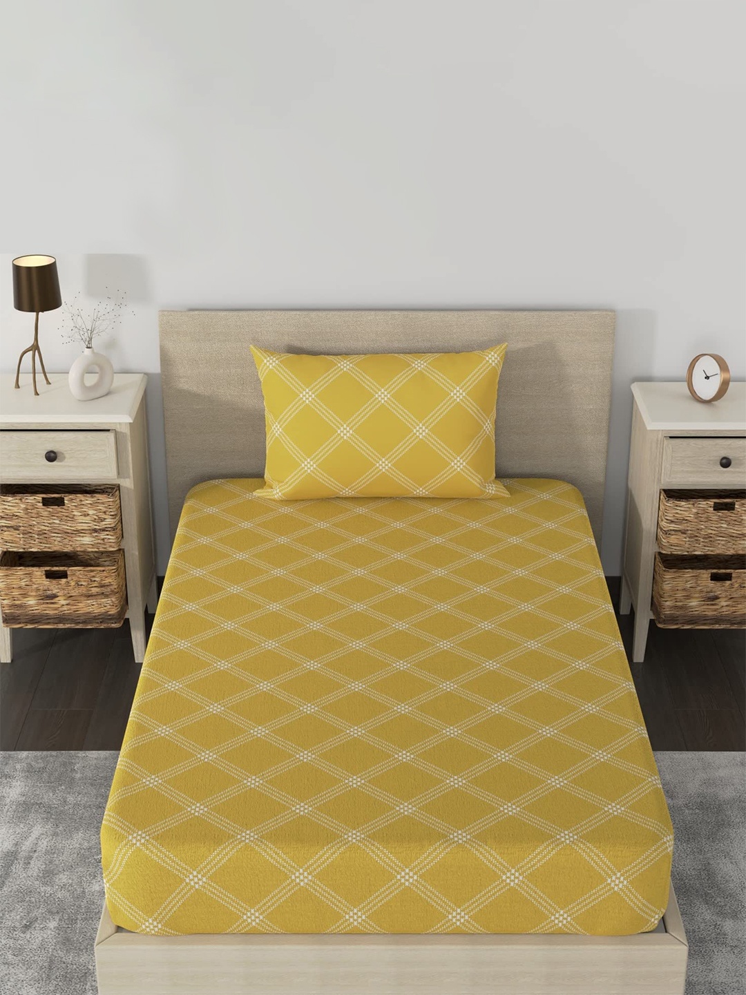 

Huesland Yellow & White Printed 186 TC Cotton Fitted Single Bedsheet & 1 Pillow Cover