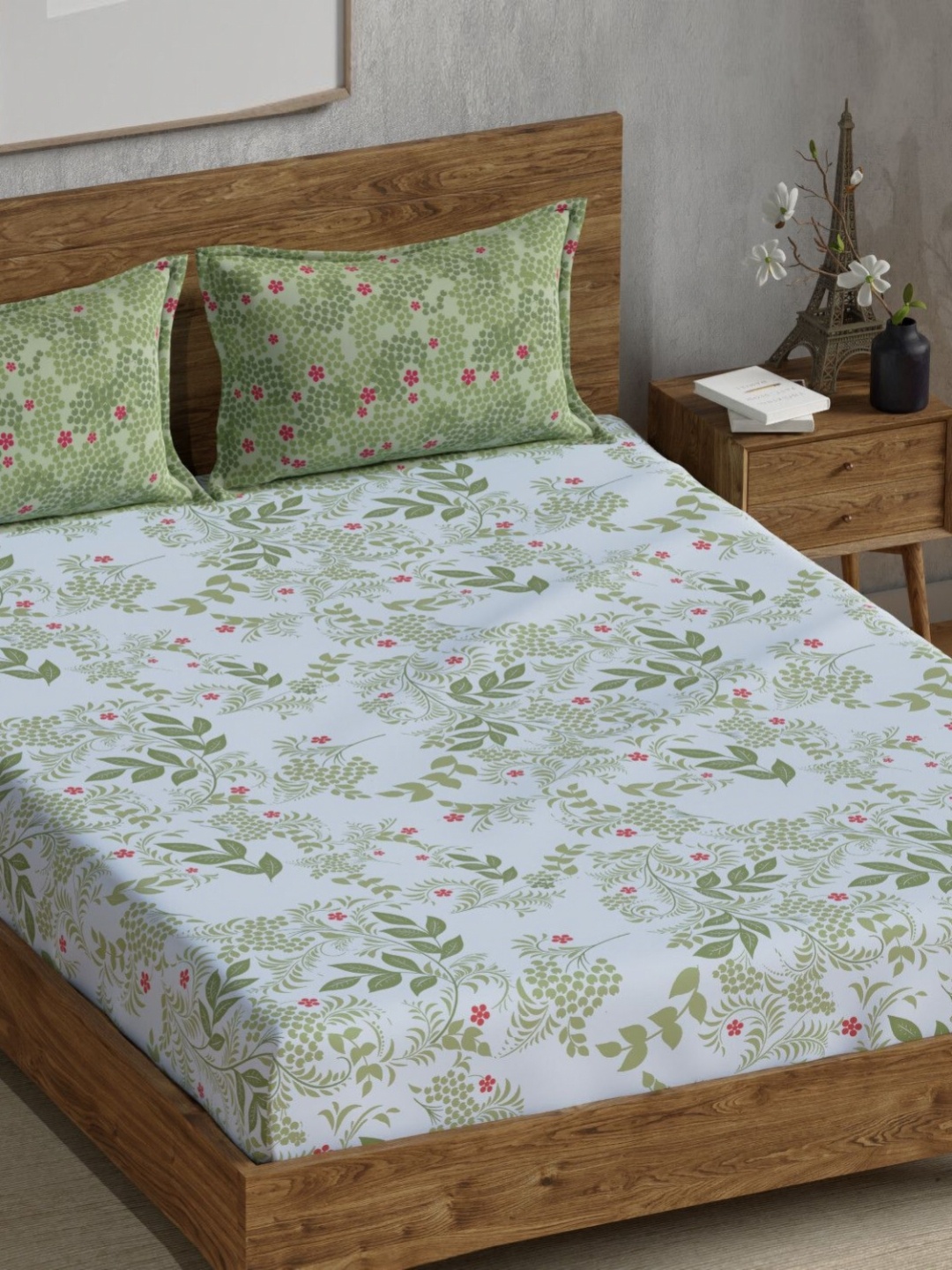 

Huesland White & Green Printed 144 TC Cotton Single Bedsheet with 1 Pillow Cover