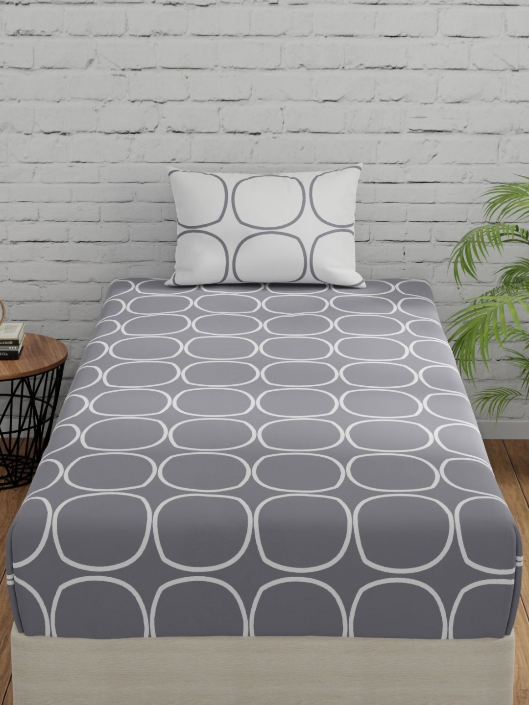 

Huesland Grey & White Geometric 144 TC Cotton Single Bedsheet with 1 Pillow Cover