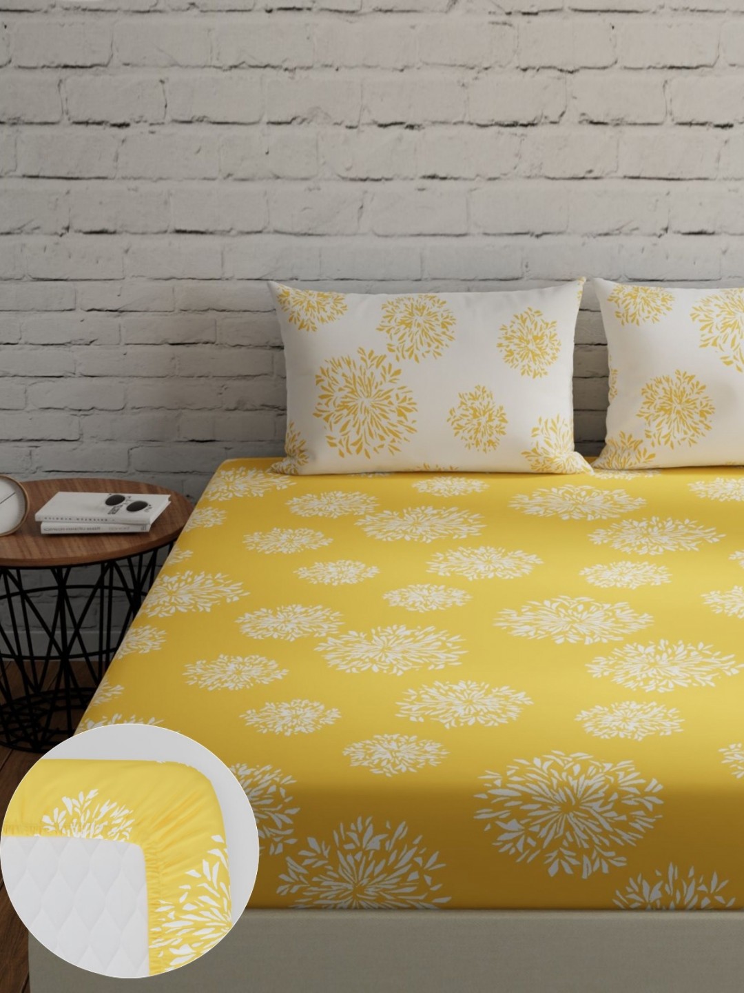 

Huesland Yellow Floral Printed Cotton 144 TC King Fitted Bedsheet With 2 Pillow Covers