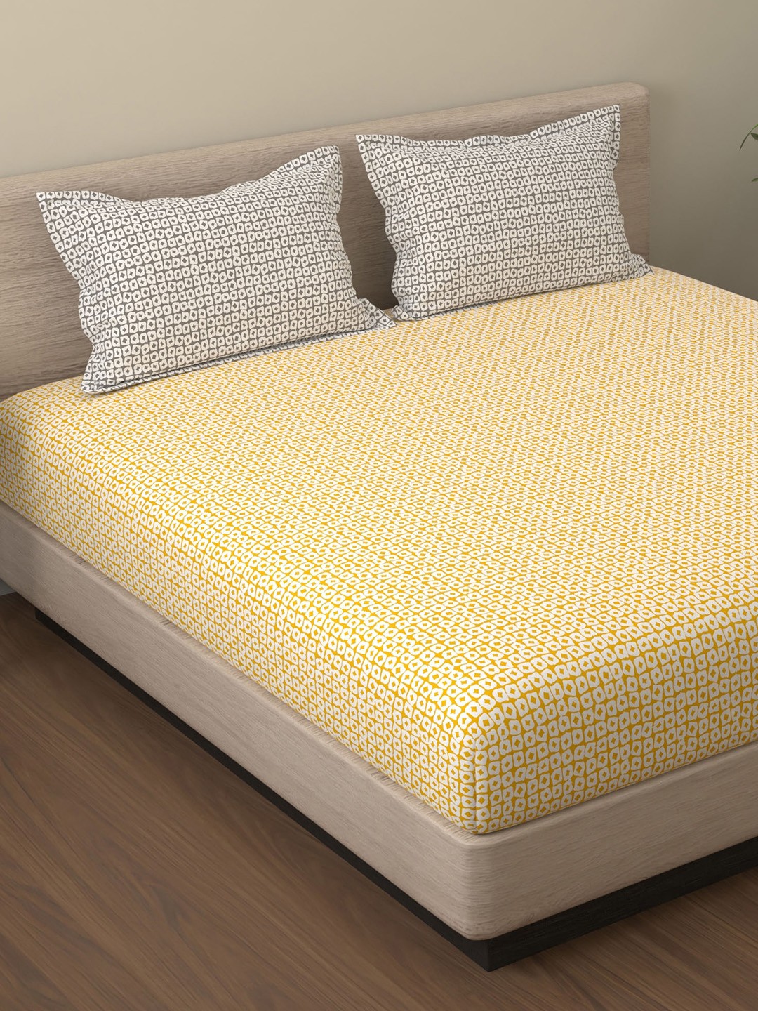 

Huesland Yellow & Grey Striped Cotton 144 TC Double Queen Bedsheet With 2 Pillow Covers
