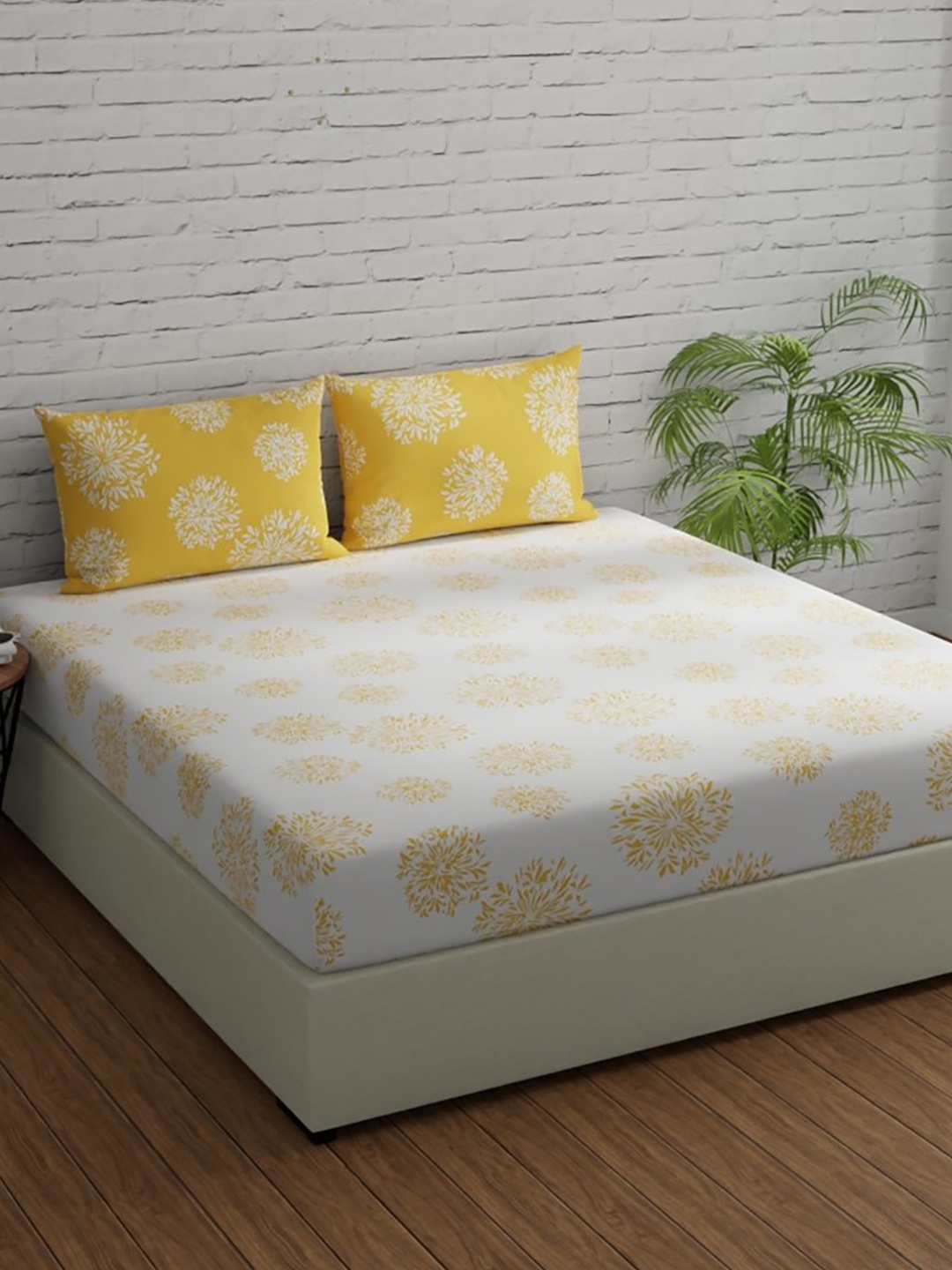 

Huesland White & Yellow Floral Fitted Cotton 144 TC King Bedsheet With 2 Pillow Covers