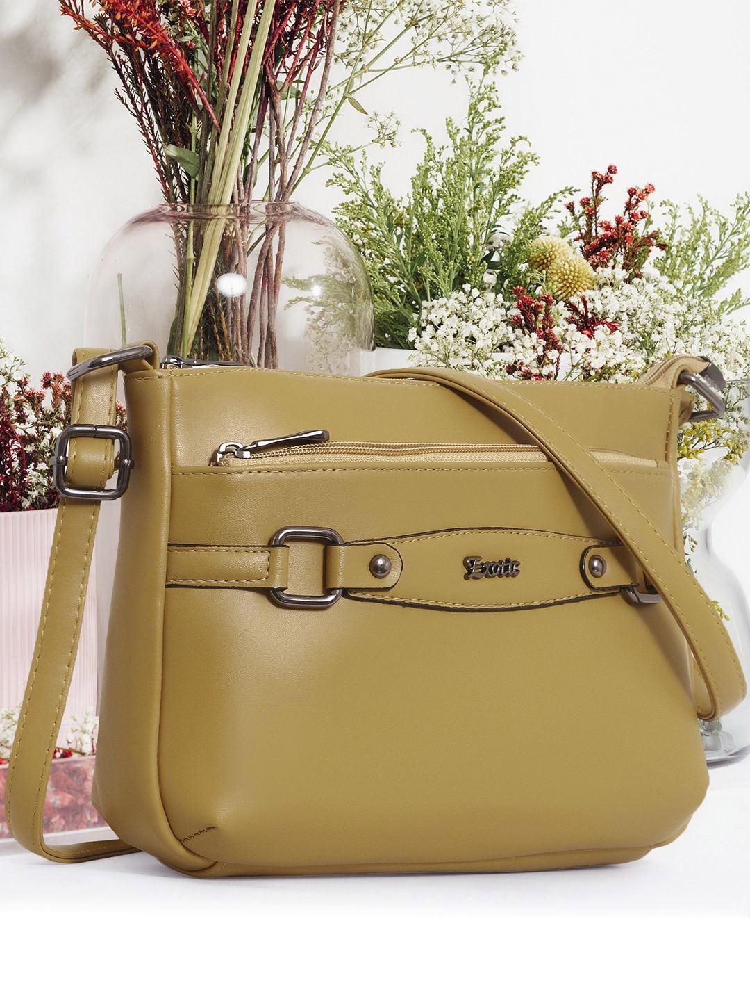 

Exotic PU Structured Handheld Bag, Yellow