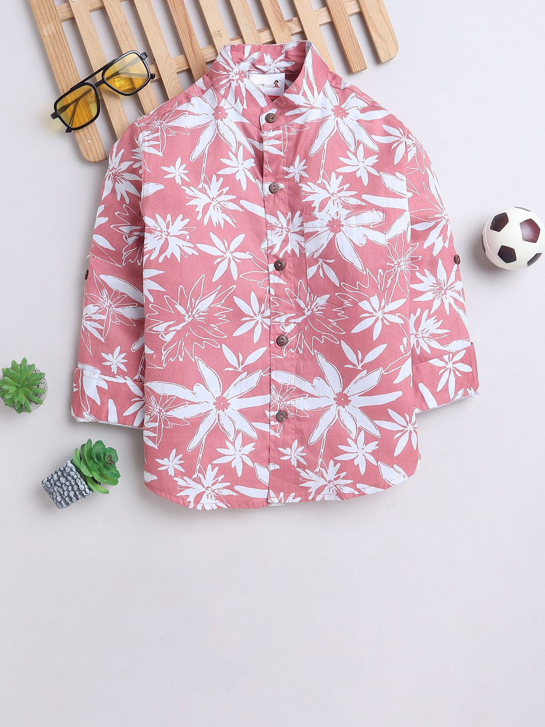 

BAATCHEET Boys Floral Opaque Printed Casual Shirt, Red