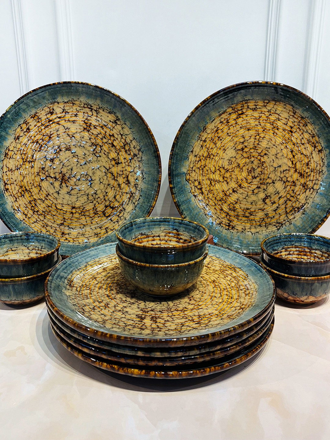 

The Artisan Emporium Brown 12 Pieces Ceramic Dinner Set