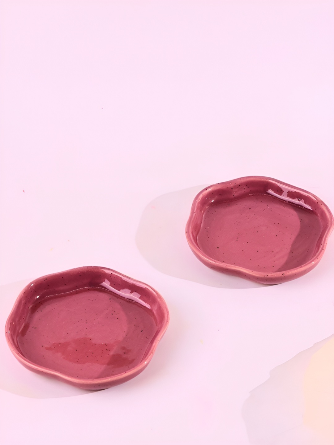 

WEAVING HOMES Pink 2 Pieces Ceramic Plates