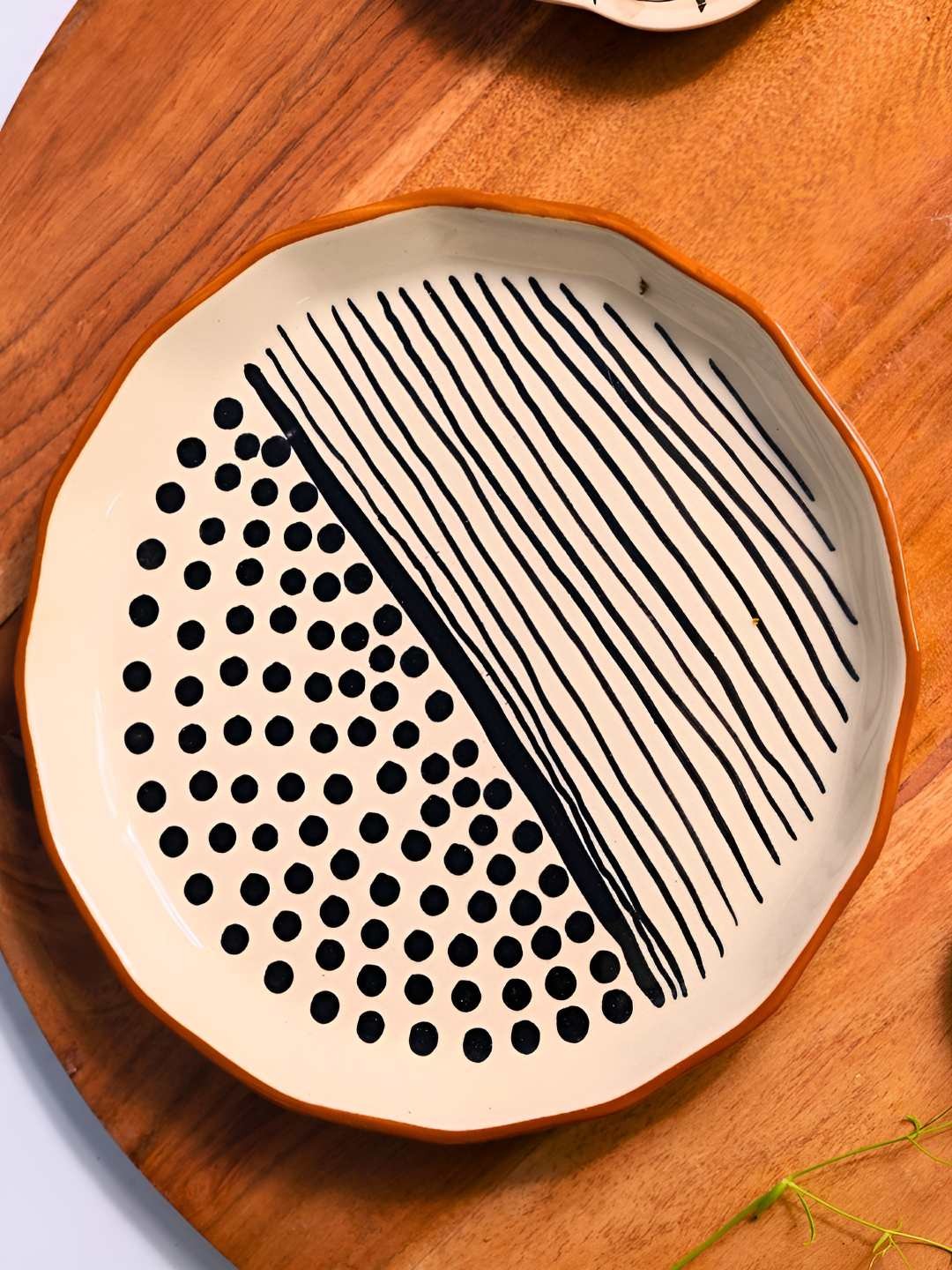

WEAVING HOMES Black & White Printed Microwave Safe Glossy Ceramic Plate