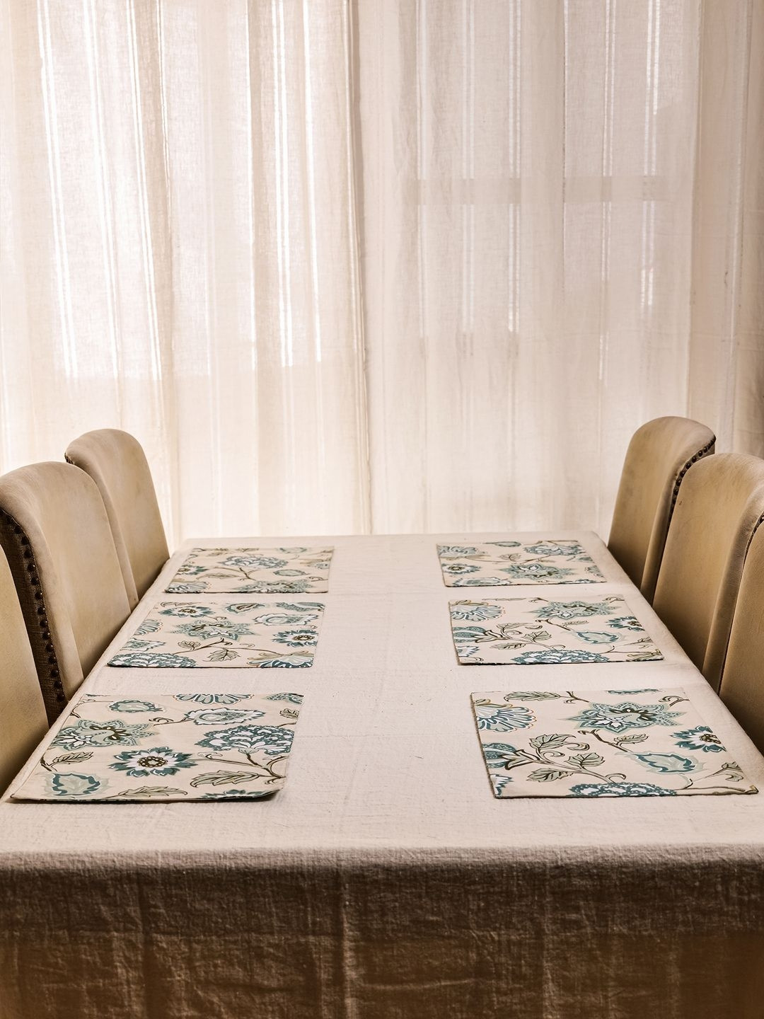 

Amora 4-Pcs Beige & Green Floral Pure Cotton Rectangular Table Placemats